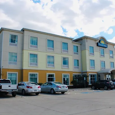 Spark By Hilton Victoria